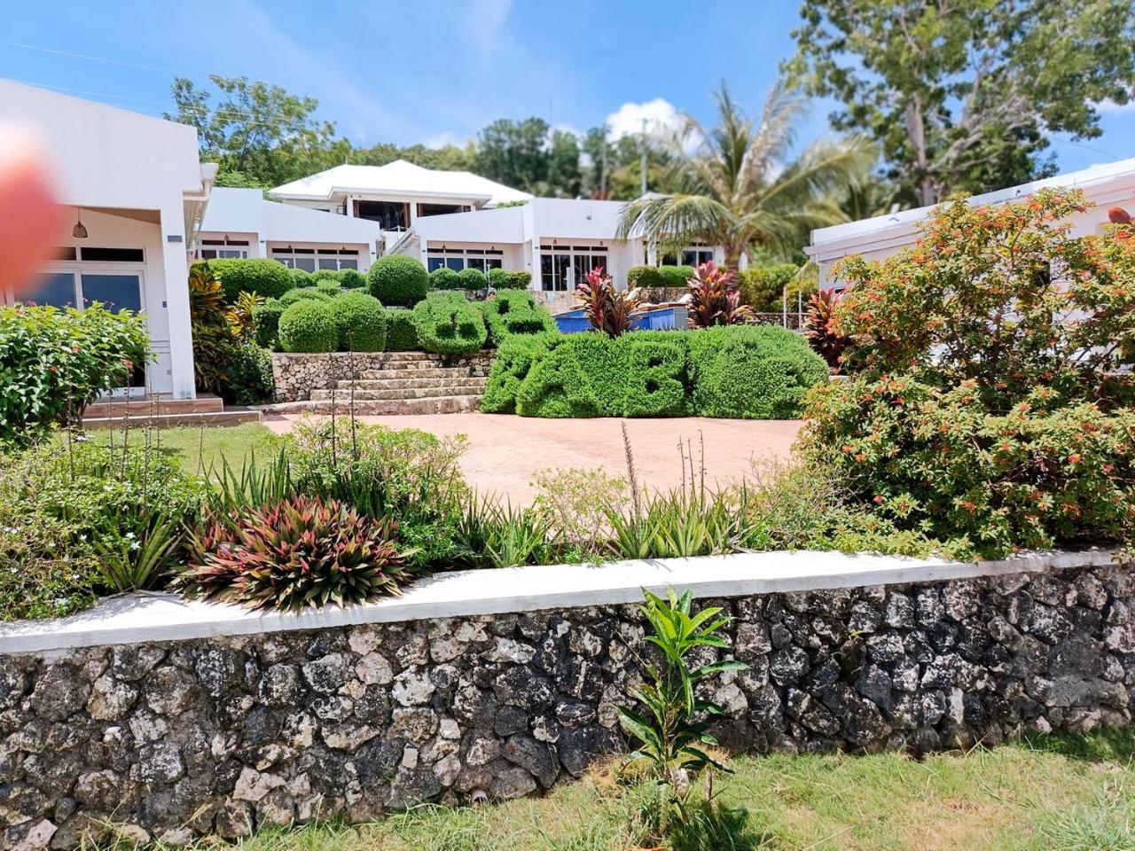Hotel The Gabayan Riviera Siquijor Exterior foto